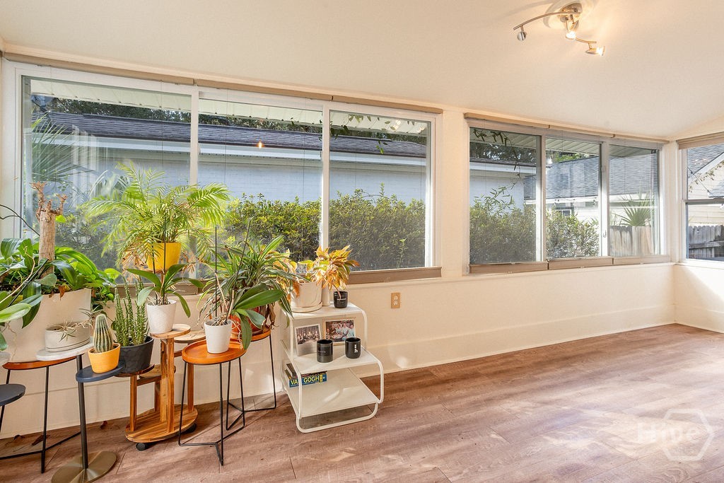 106 E 55th Street Property Photo 21