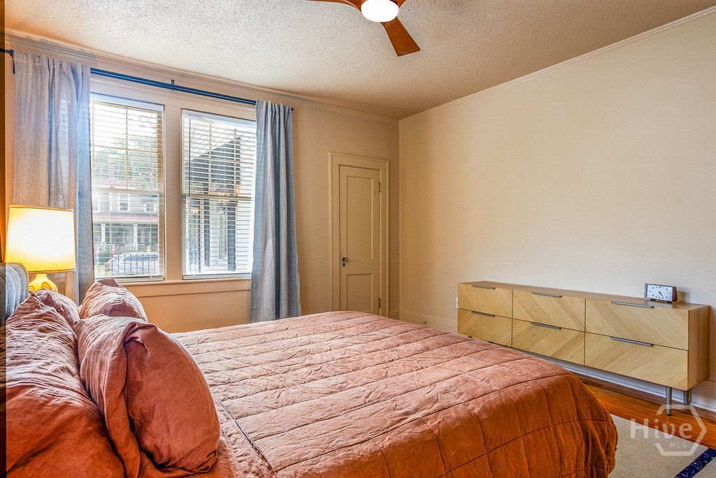 106 E 55th Street Property Photo 25