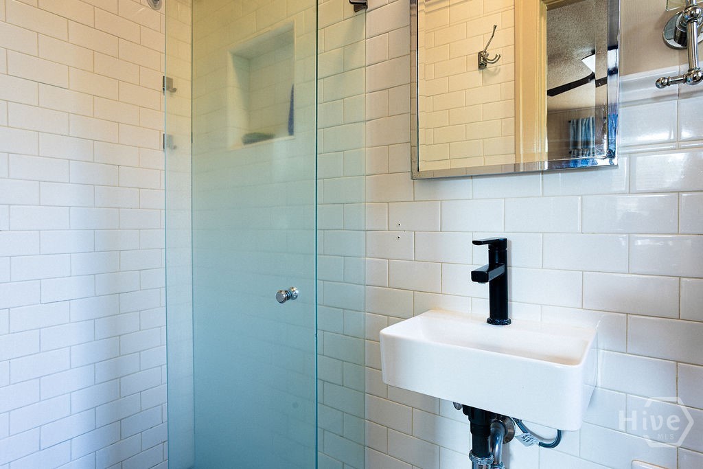 106 E 55th Street Property Photo 27