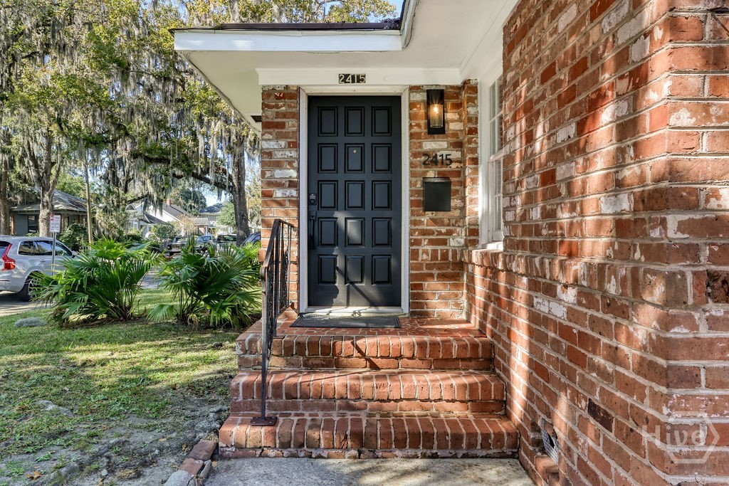 916 Maupas Avenue One And Two Property Photo 5