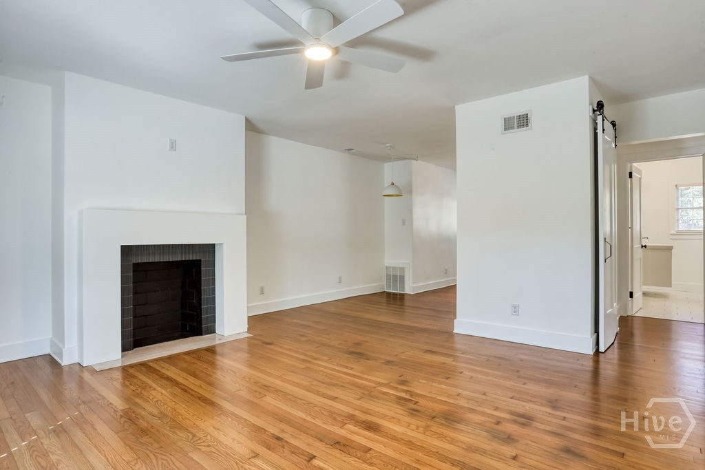 916 Maupas Avenue One And Two Property Photo 10