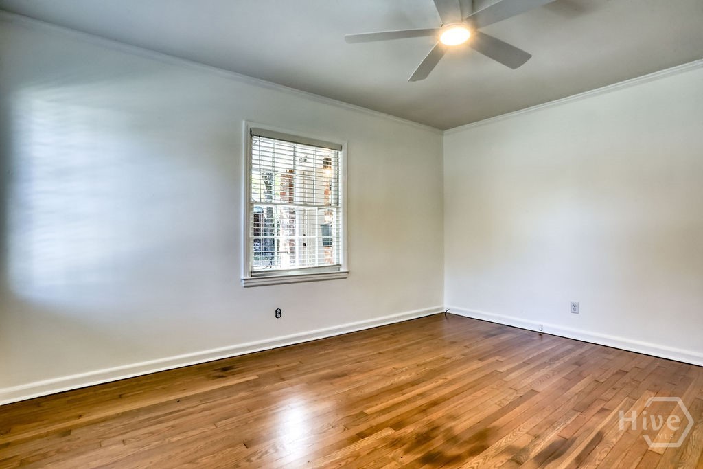 916 Maupas Avenue One And Two Property Photo 23