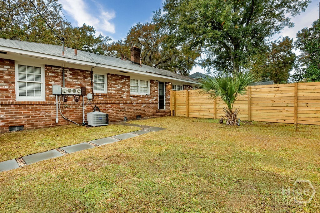 916 Maupas Avenue One And Two Property Photo 37