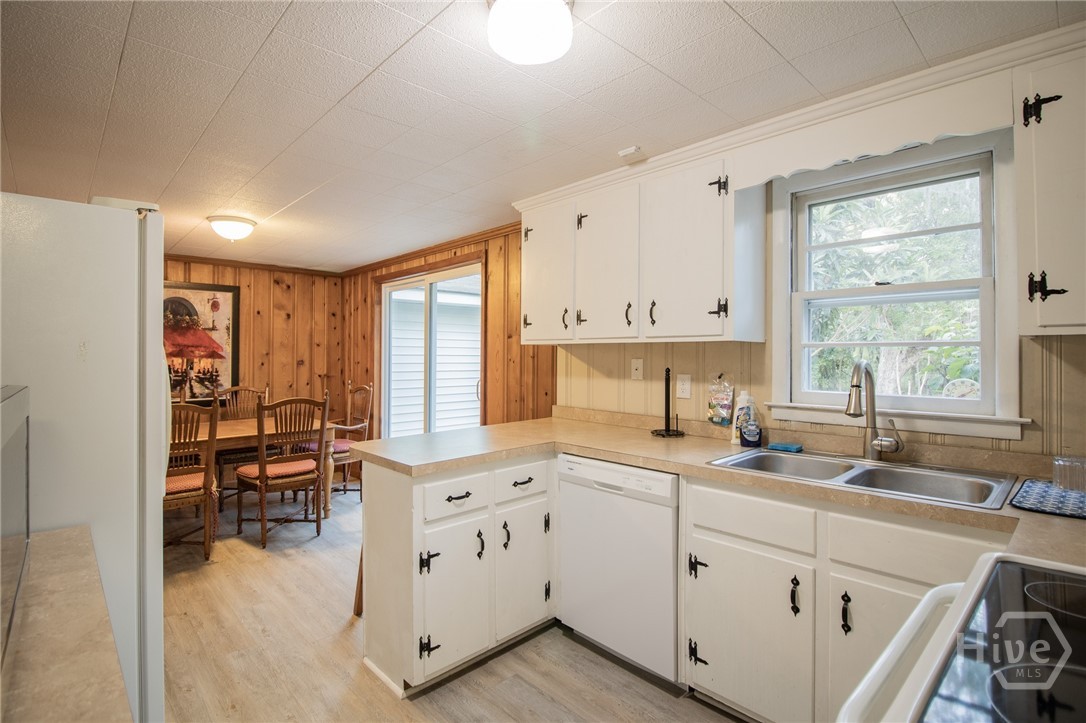 240 Adams Road Property Photo 12