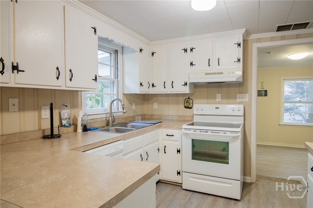 240 Adams Road Property Photo 13
