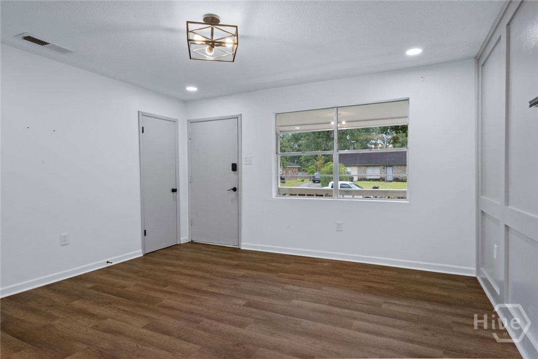 115 Lucian Circle Property Photo 5