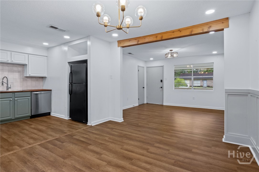 115 Lucian Circle Property Photo 8