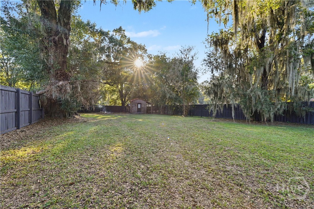 210 N Railroad Avenue Property Photo 35