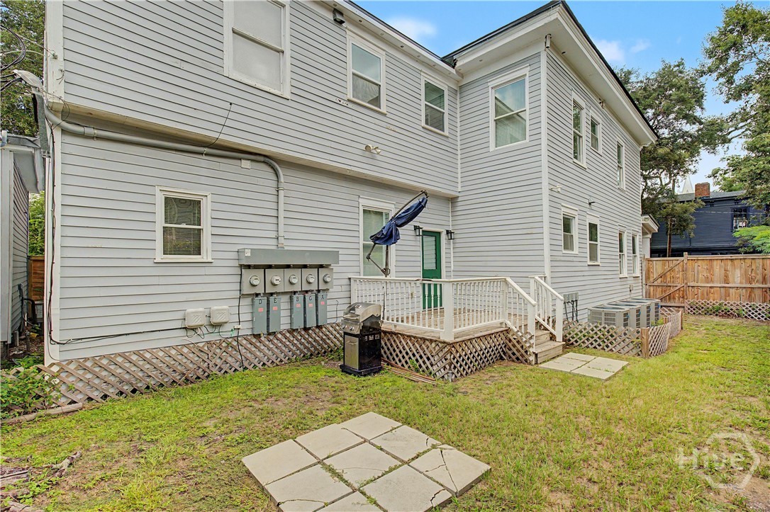 221 W Duffy Street Property Photo 25