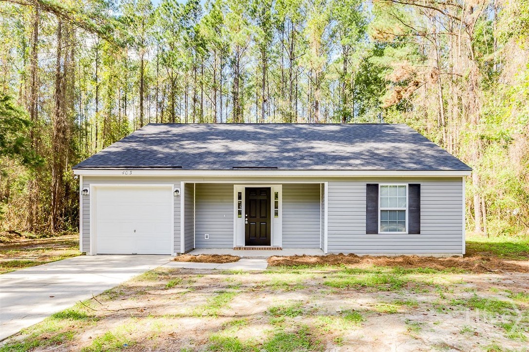 403 Shadowbrook Circle Property Photo 1