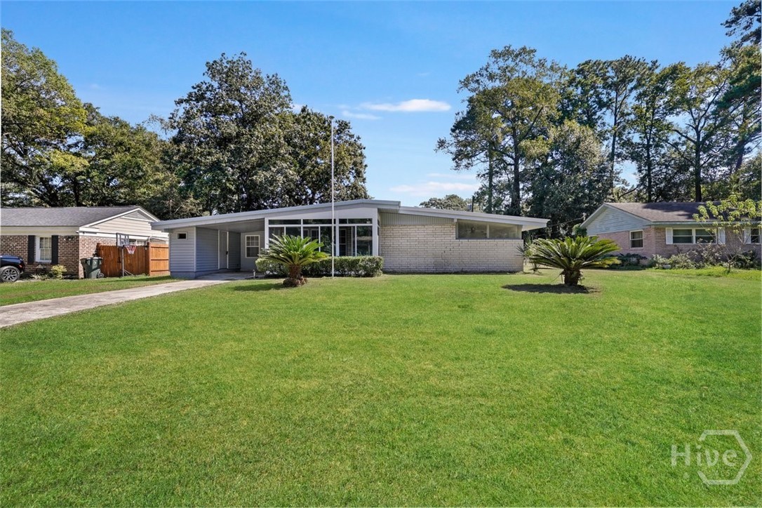 12506 Kingwood Drive Property Photo 2