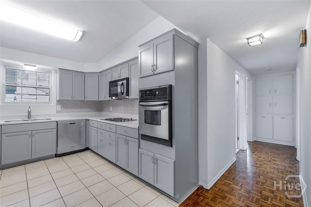 12506 Kingwood Drive Property Photo 14