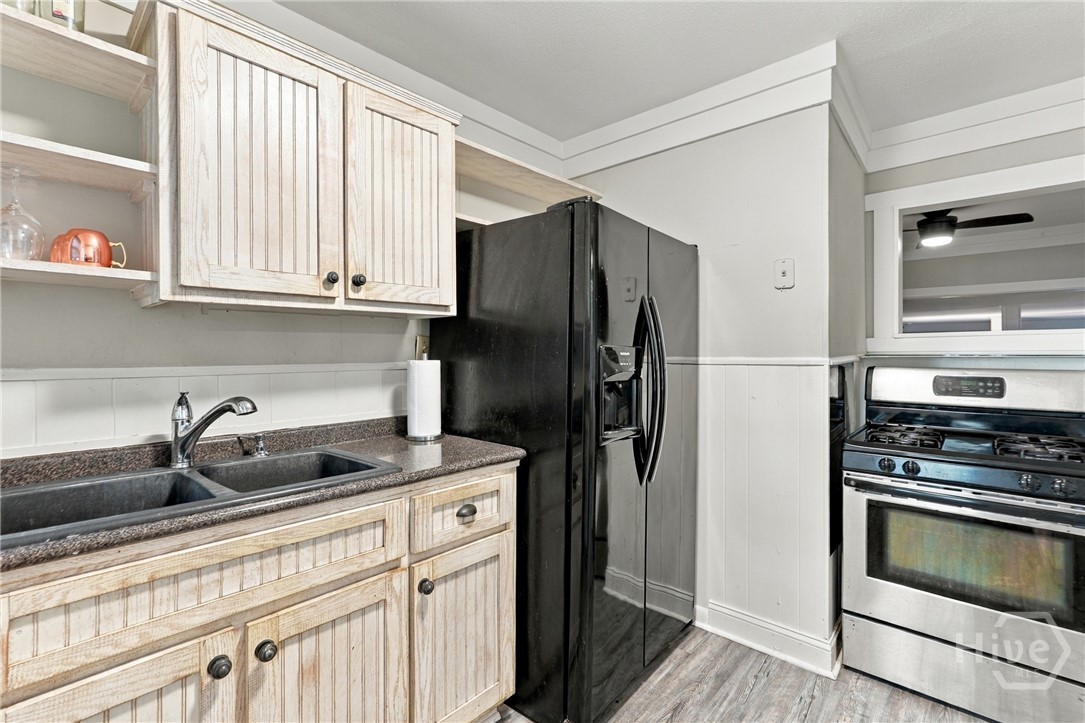 1477 Lake Drive Property Photo 13