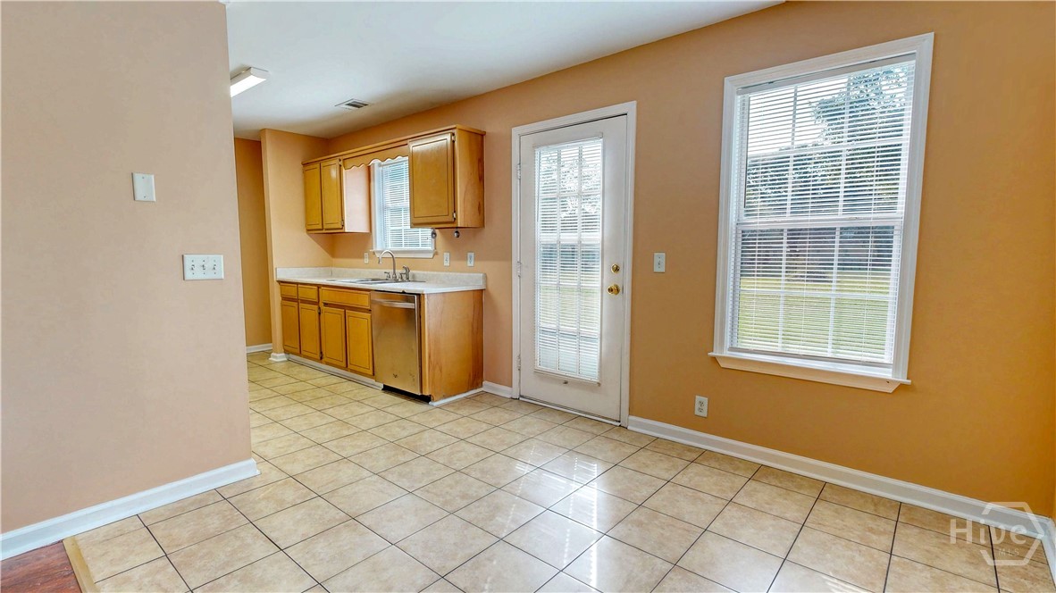 149 High Pointe Drive Property Photo 18