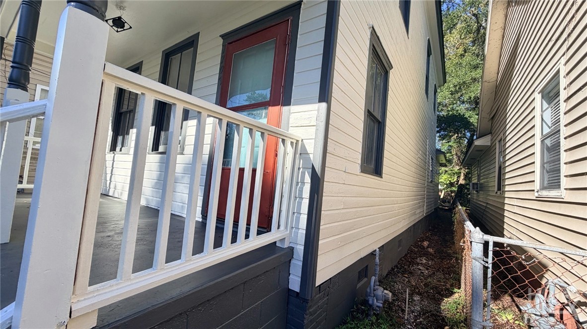 1707 Le Grand Street Property Photo 3