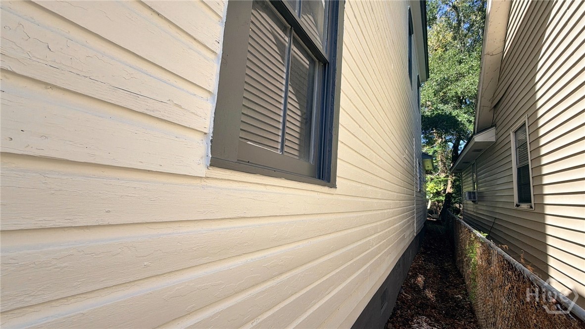 1707 Le Grand Street Property Photo 7