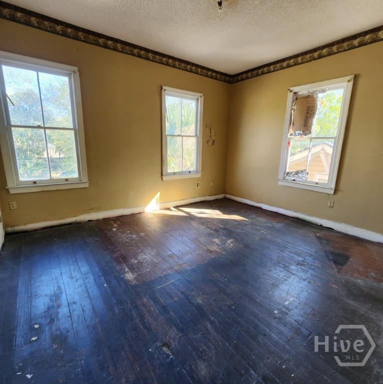 1707 Le Grand Street Property Photo 23