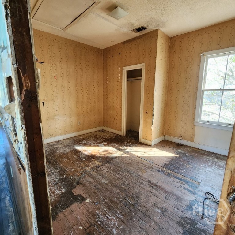 1707 Le Grand Street Property Photo 25