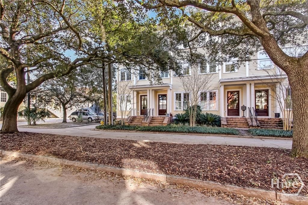 712 Tattnall Street Property Photo 4