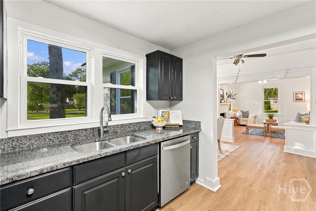 530 Talmadge Avenue Property Photo 12