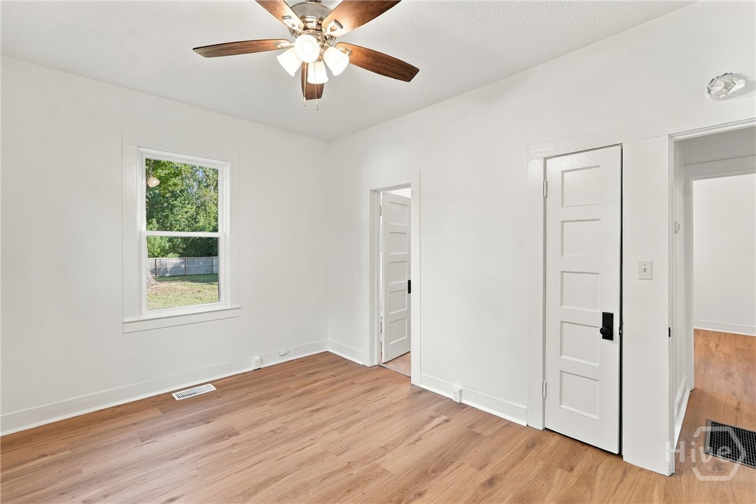 530 Talmadge Avenue Property Photo 21
