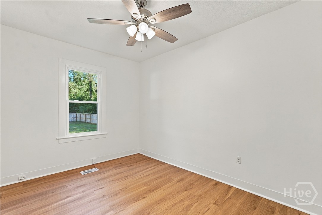 530 Talmadge Avenue Property Photo 24