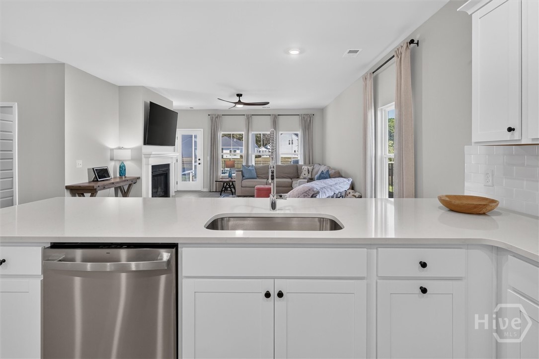 750 Blue Moon Crossing Property Photo 15