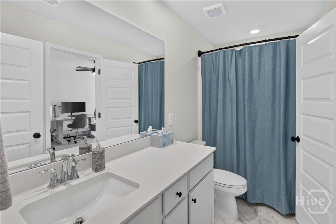 750 Blue Moon Crossing Property Photo 28