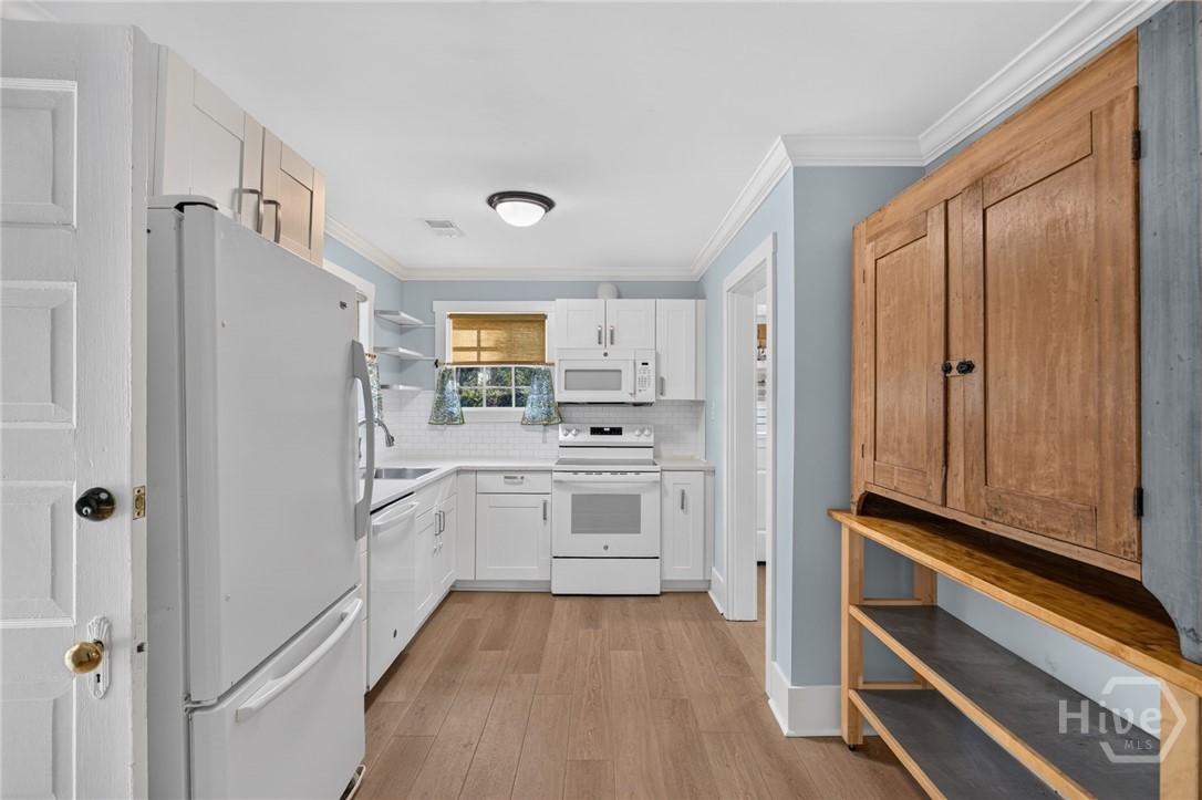 304 9th Street Property Photo 13