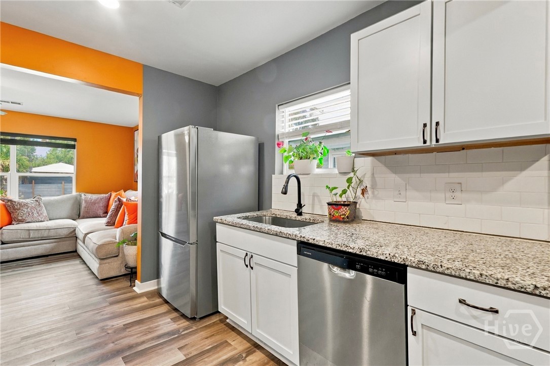 1010 Collat Avenue Property Photo 8