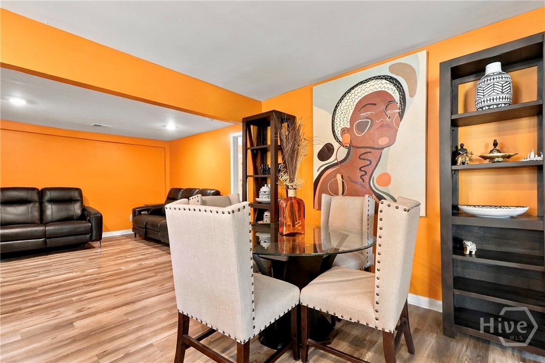 1010 Collat Avenue Property Photo 10