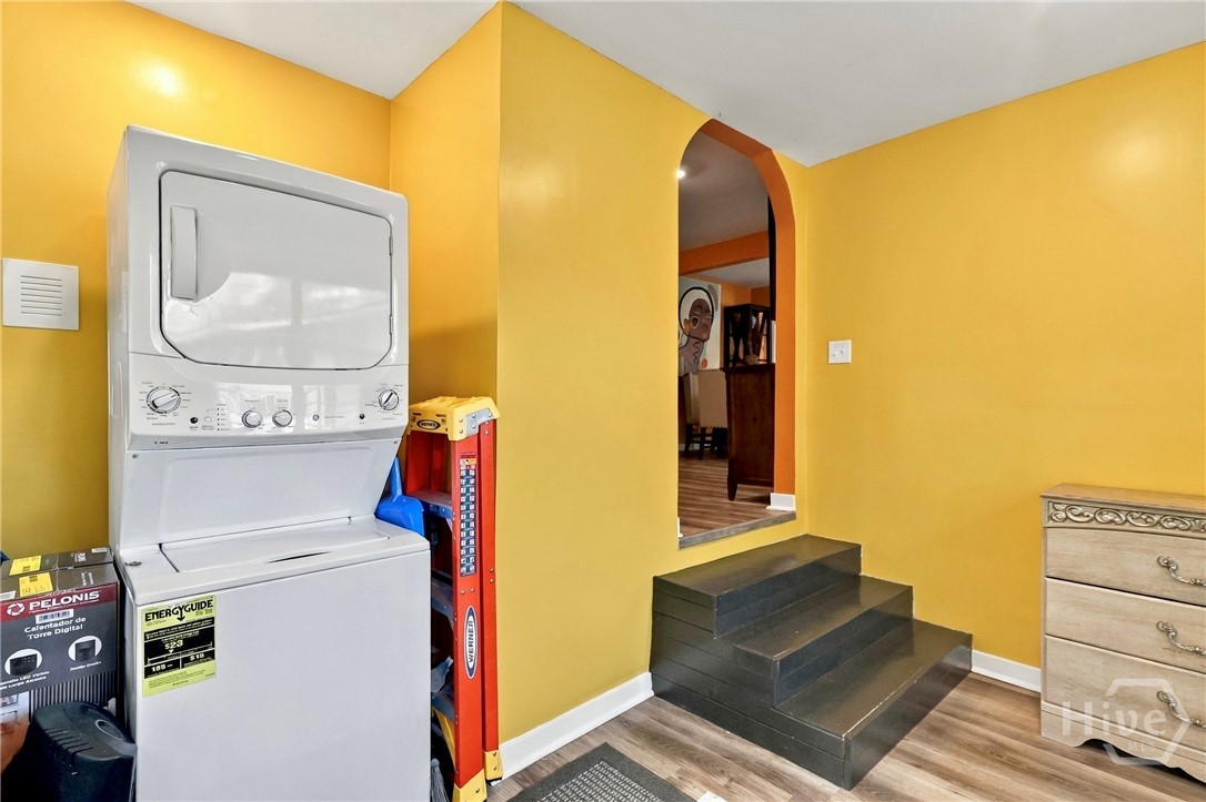 1010 Collat Avenue Property Photo 13