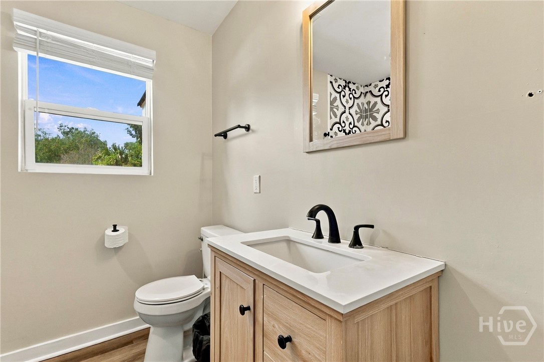1010 Collat Avenue Property Photo 20