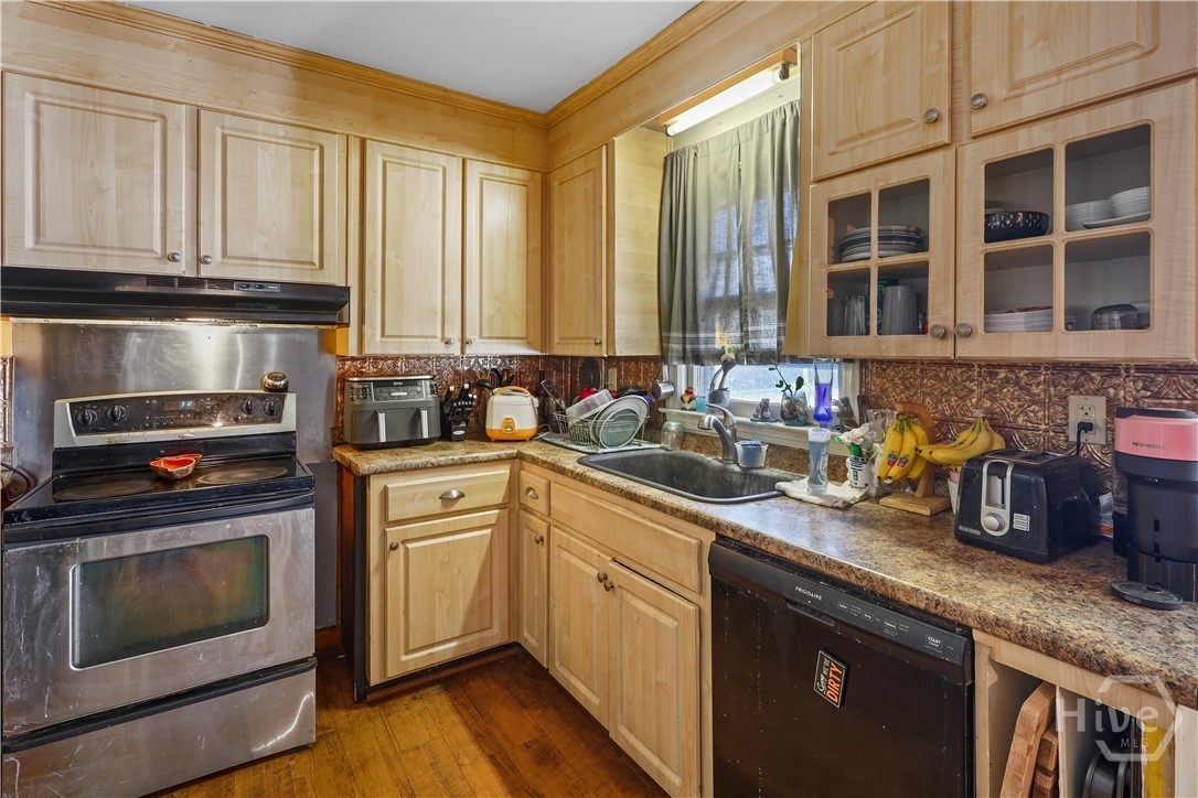 1802 E 59th Street Property Photo 7