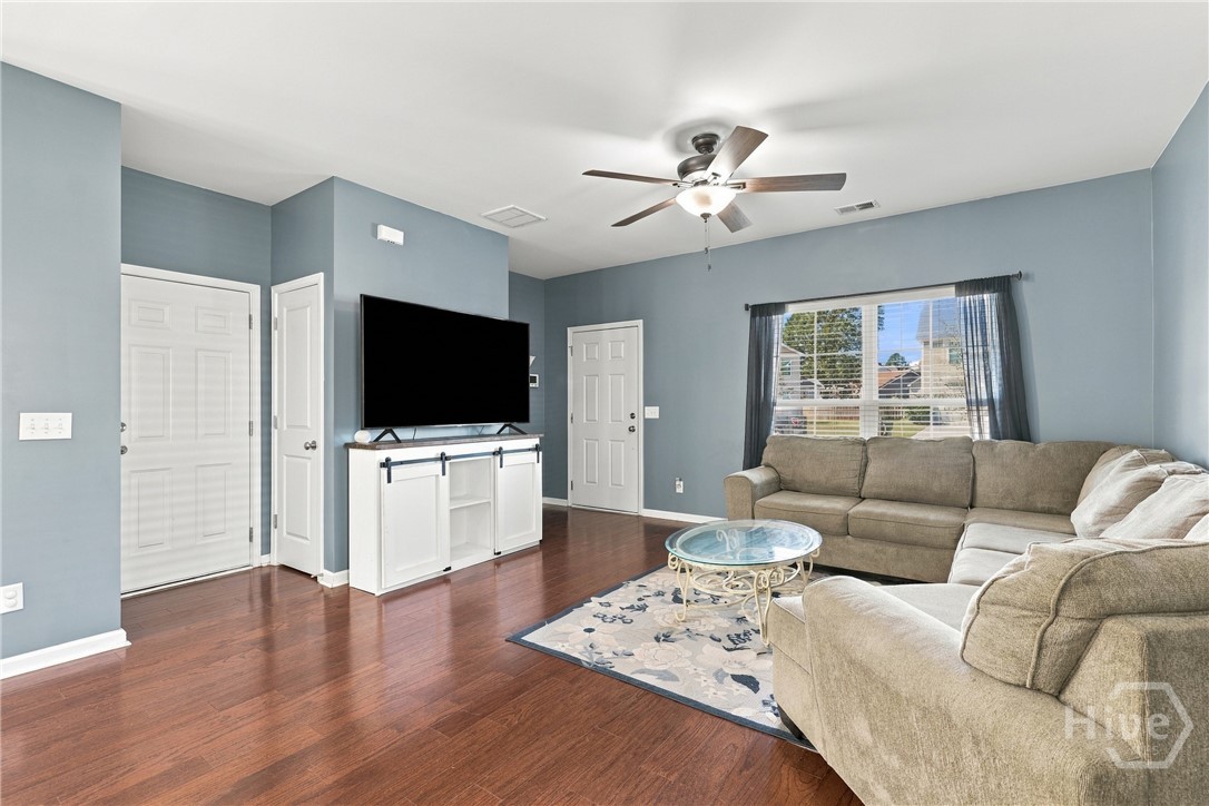 332 Casey Drive Property Photo 6
