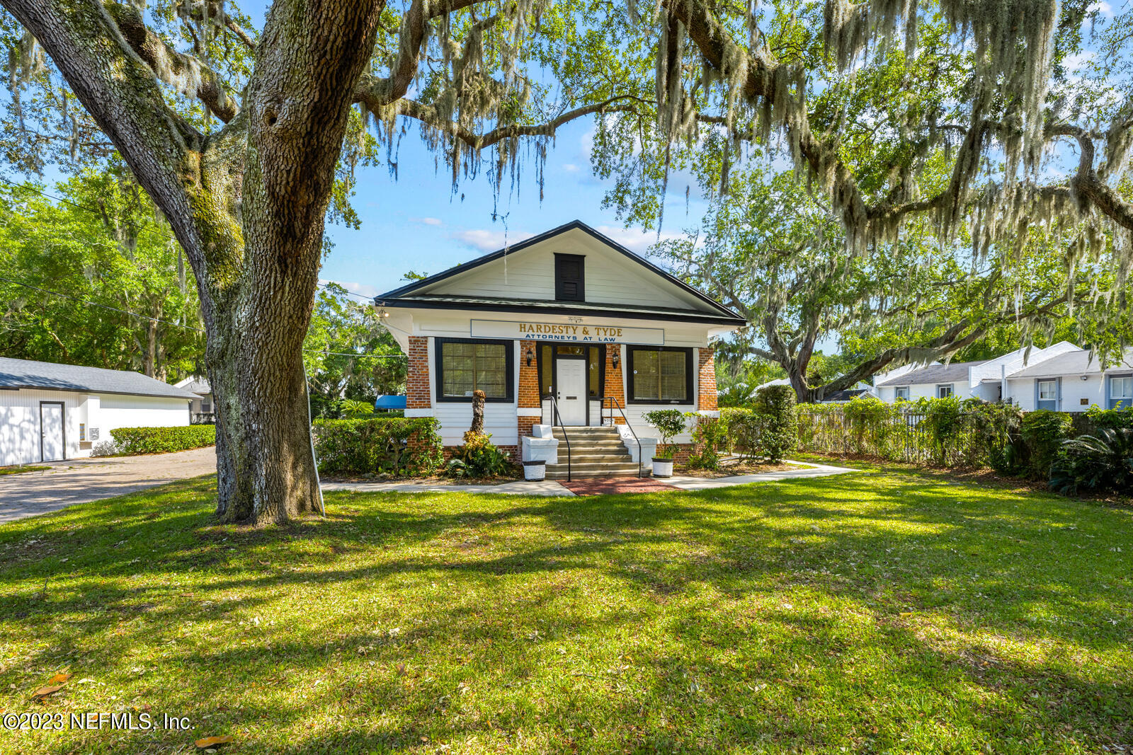 4004 Atlantic Blvd Property Photo 4