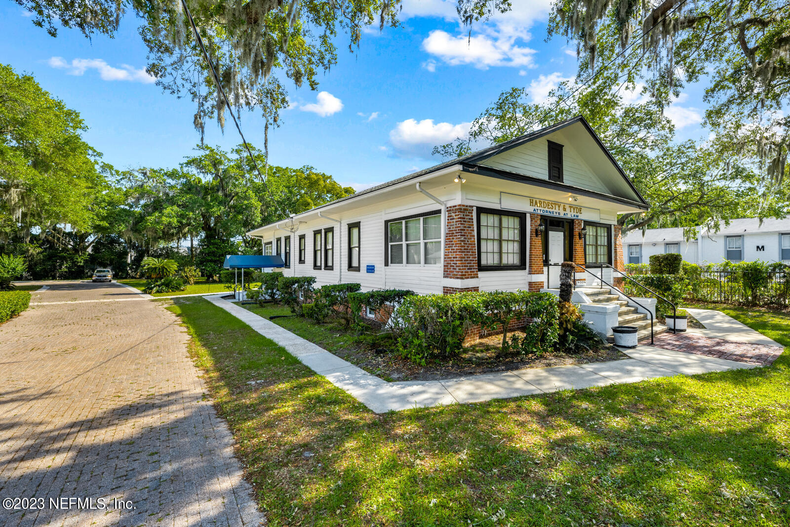 4004 Atlantic Blvd Property Photo 5