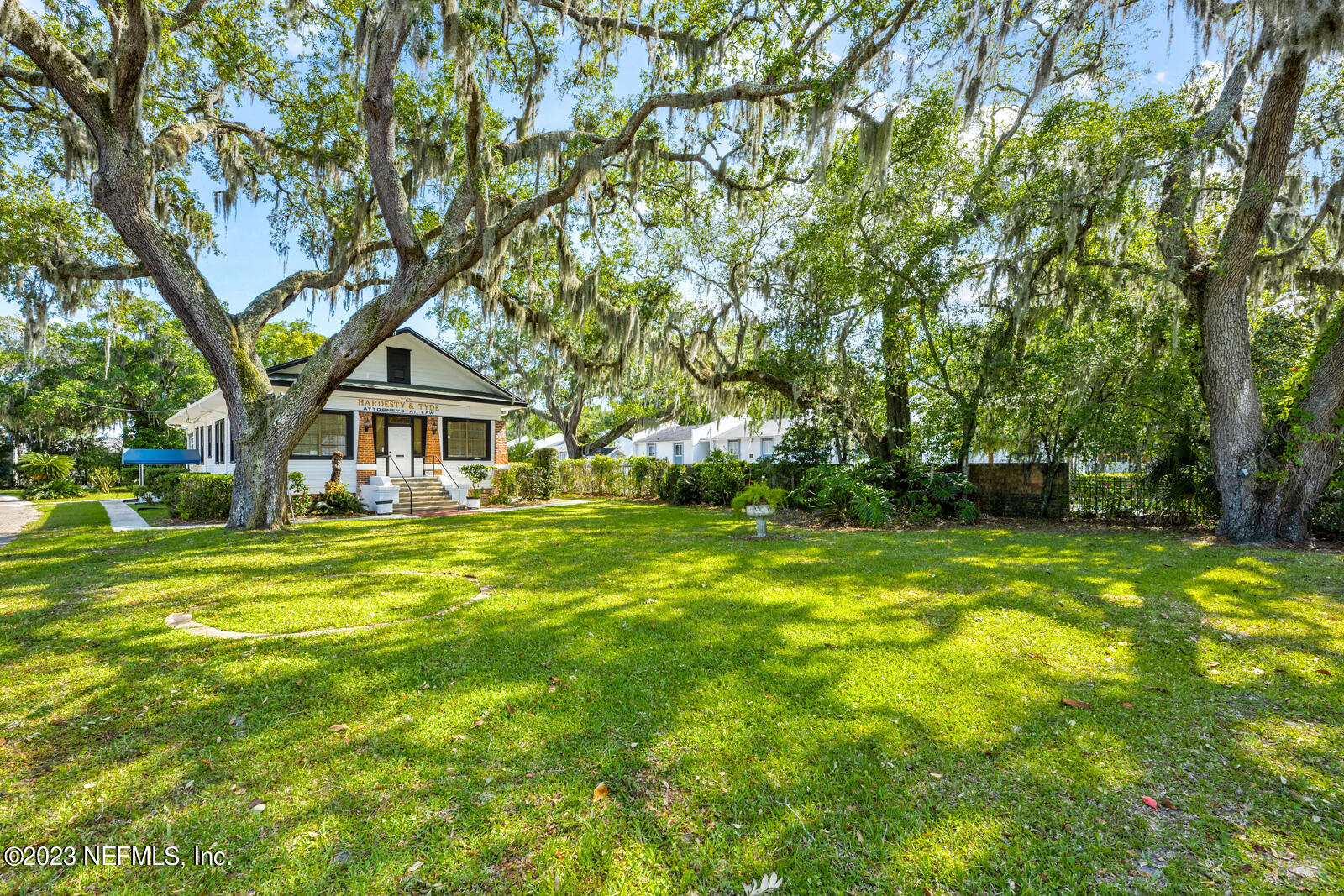 4004 Atlantic Blvd Property Photo 6