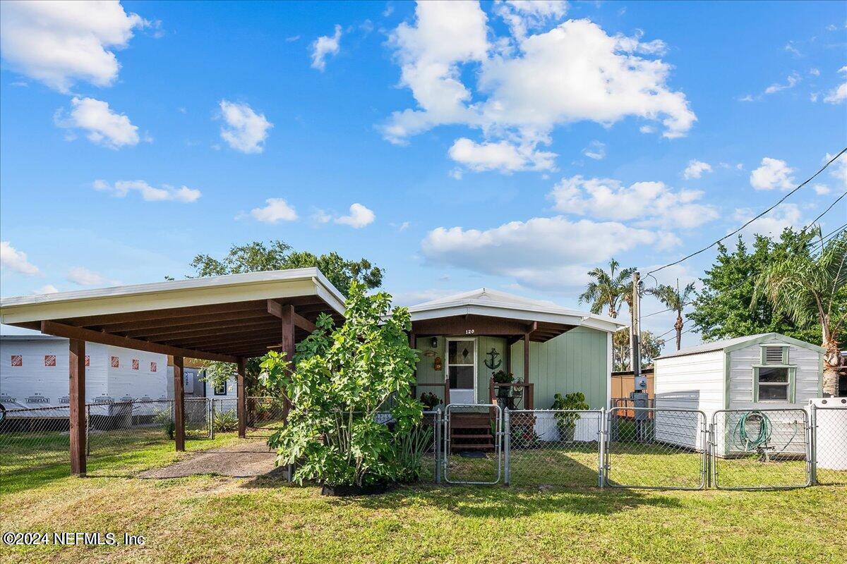 120 Pine Street Property Photo 5