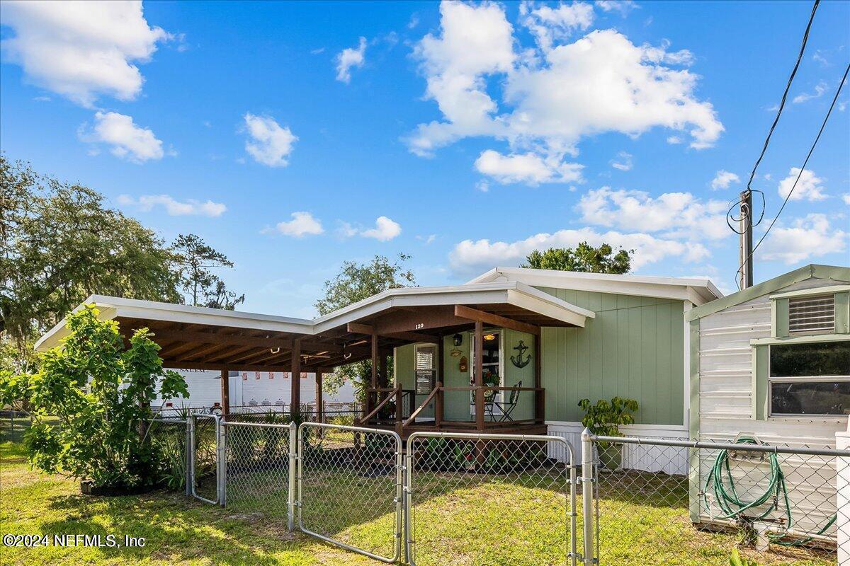 120 Pine Street Property Photo 6