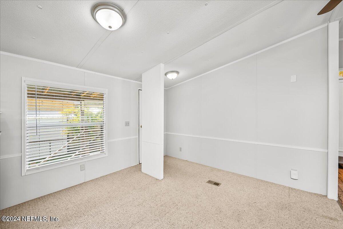 120 Pine Street Property Photo 11