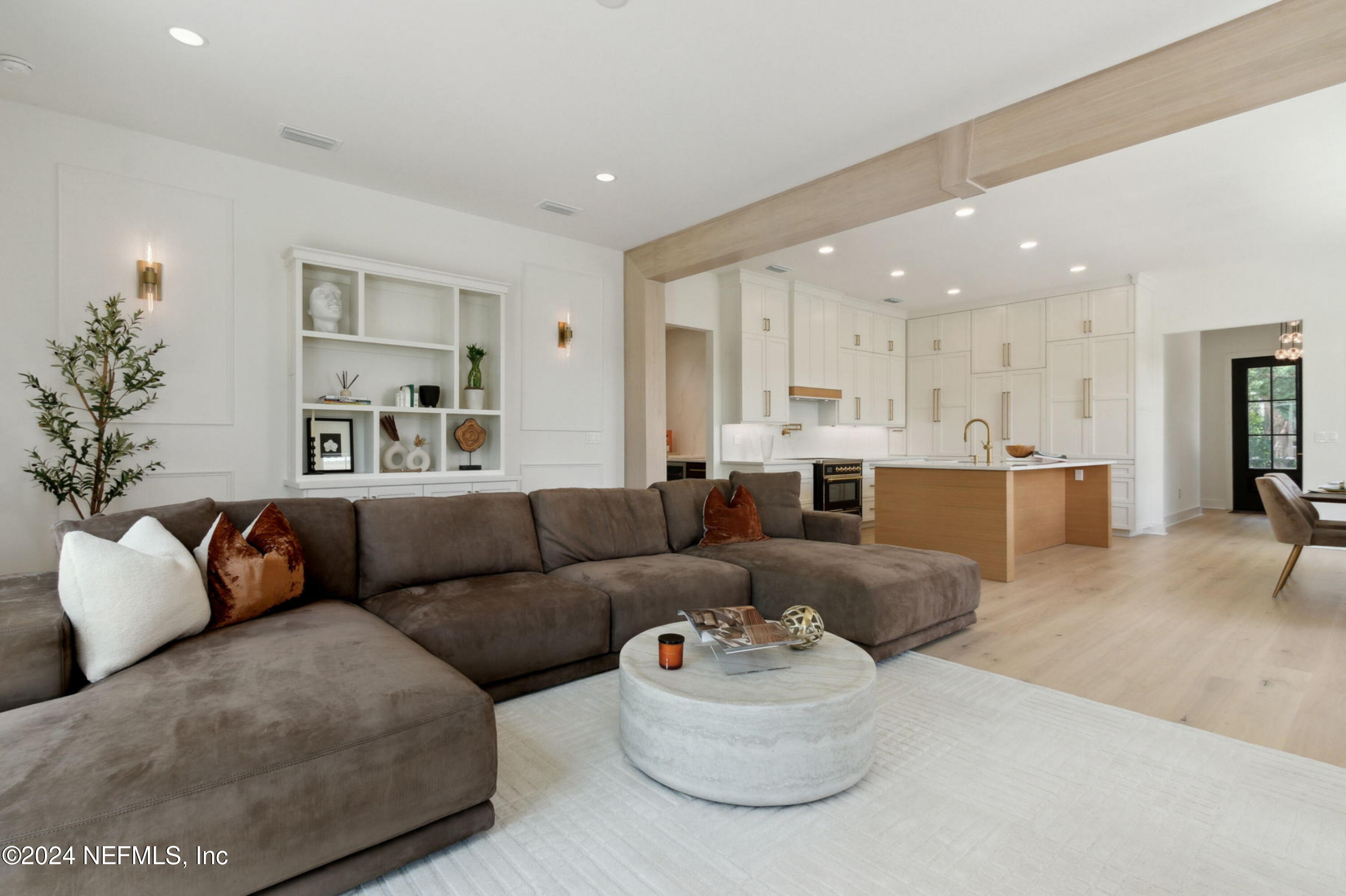 1114 White Street Property Photo 15