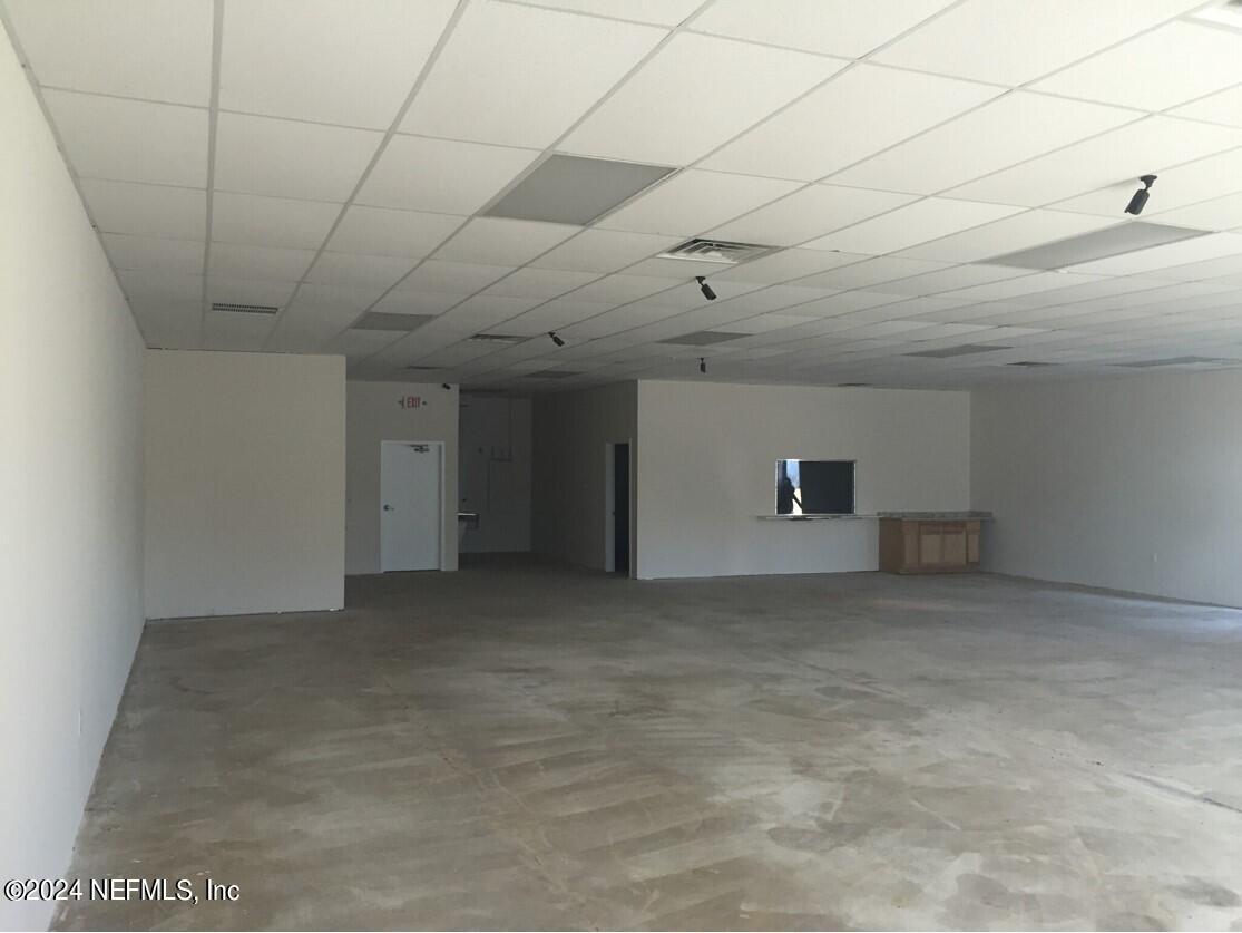 1040 Edgewood Avenue N Property Photo 11