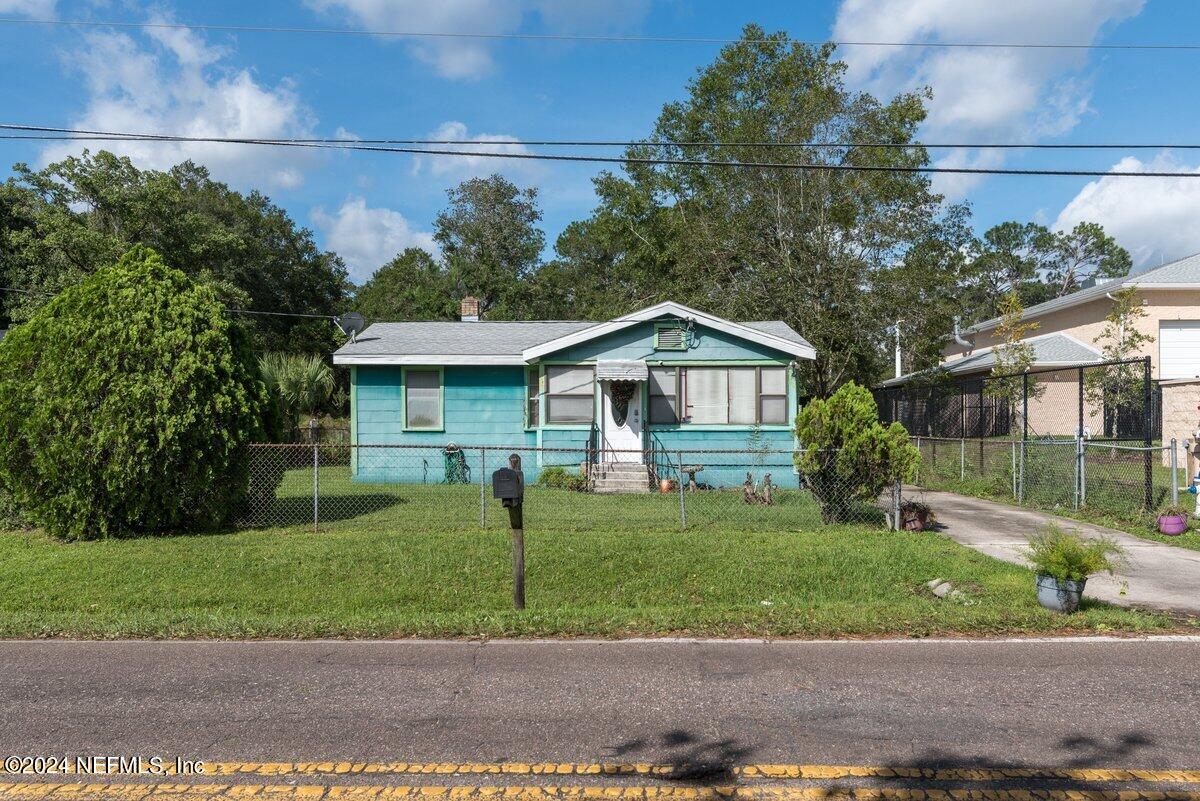 2636 Firestone Road Property Photo 2