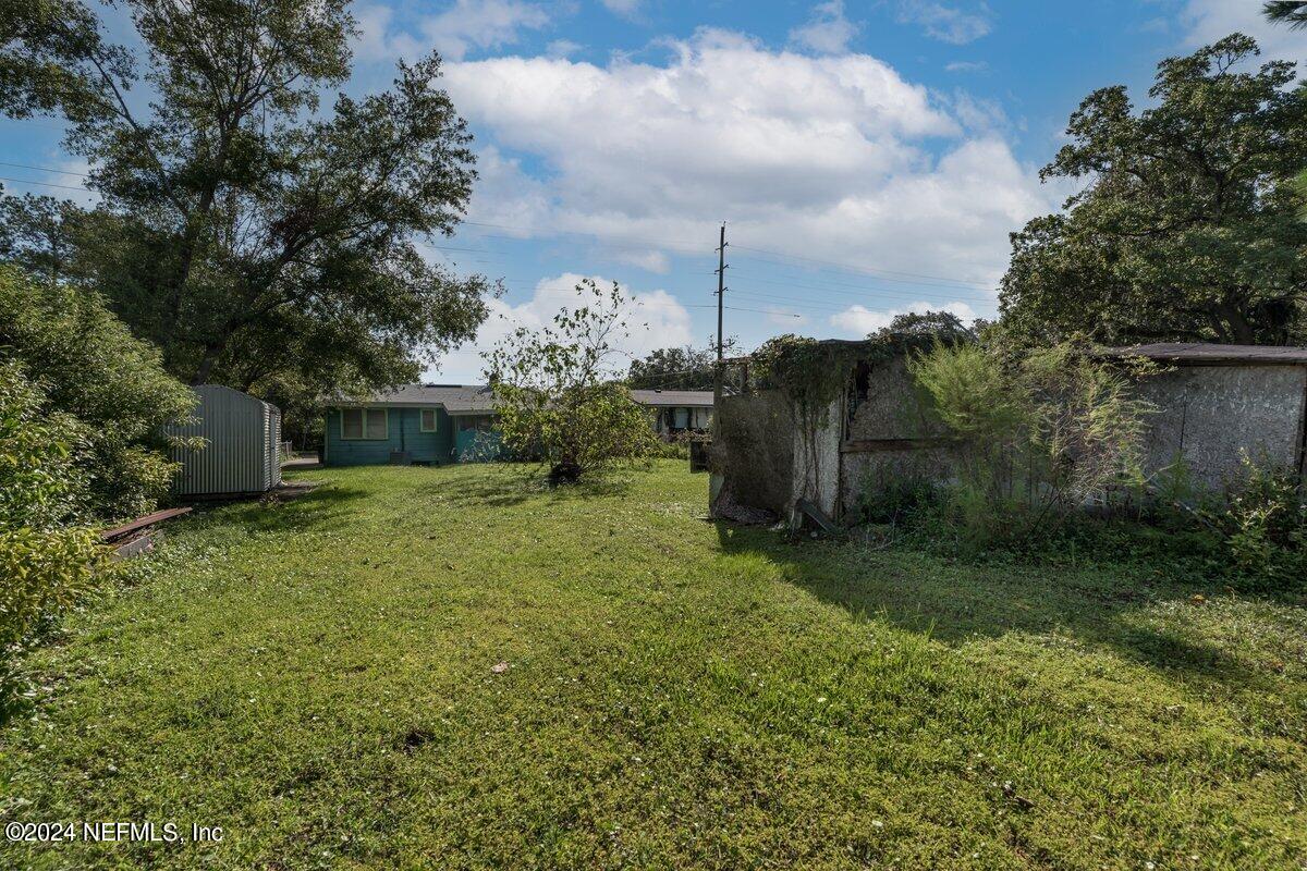 2636 Firestone Road Property Photo 7