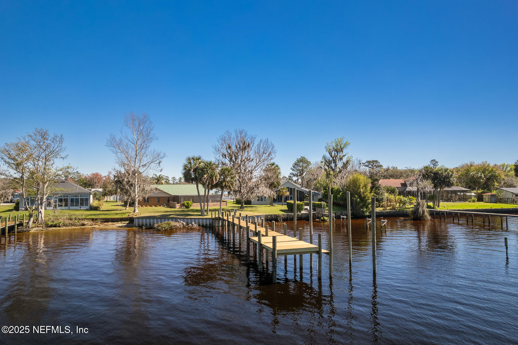131 Palm Trail Property Photo 1