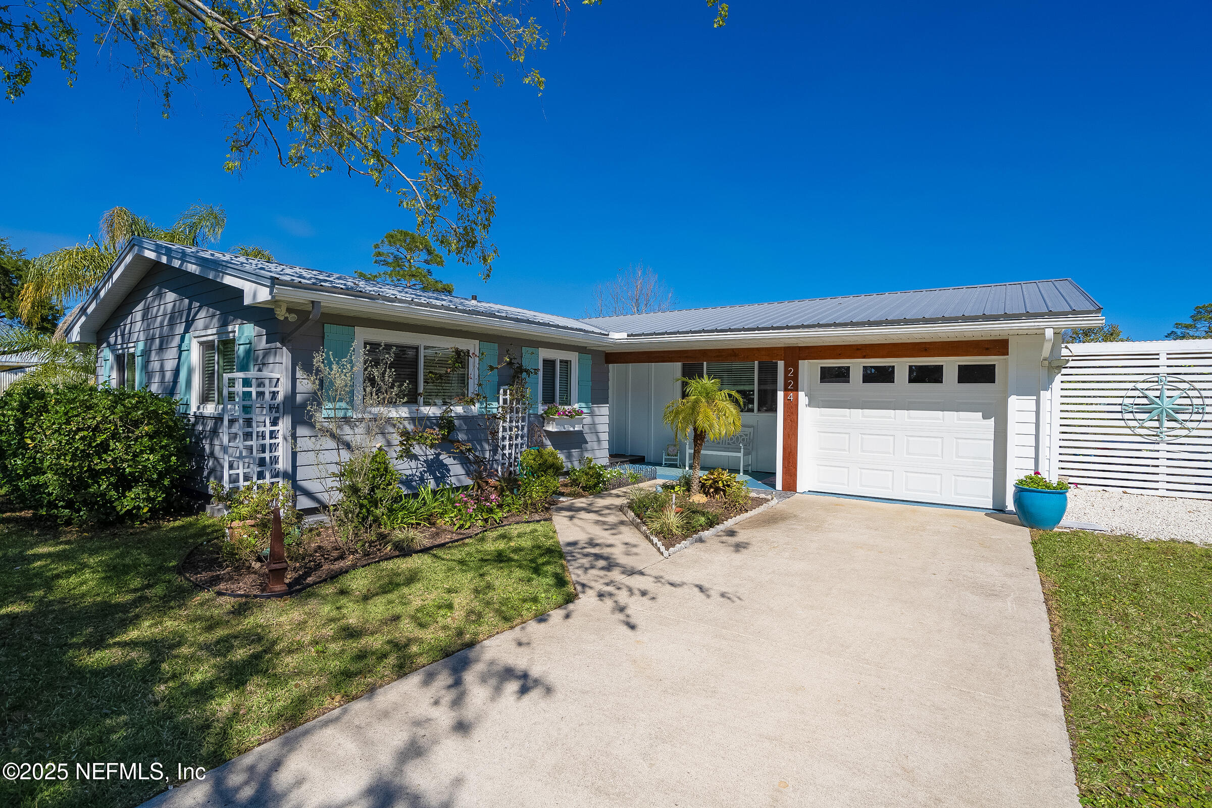 224 Baracoa Court Property Photo 1