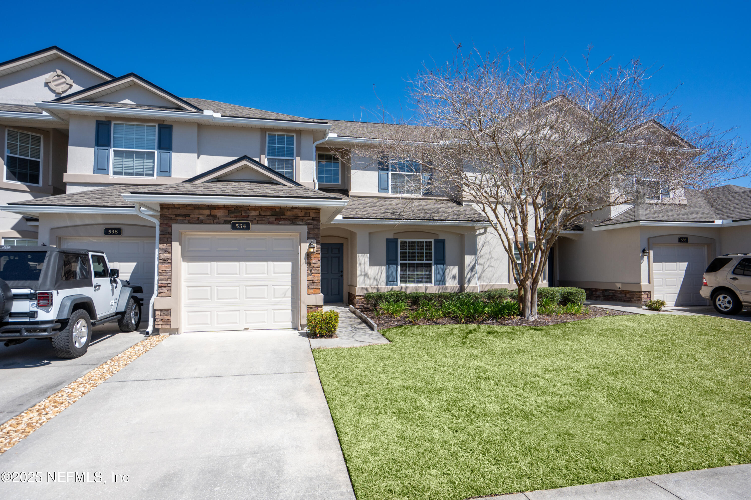 534 Wooded Crossing Circle Property Photo 1