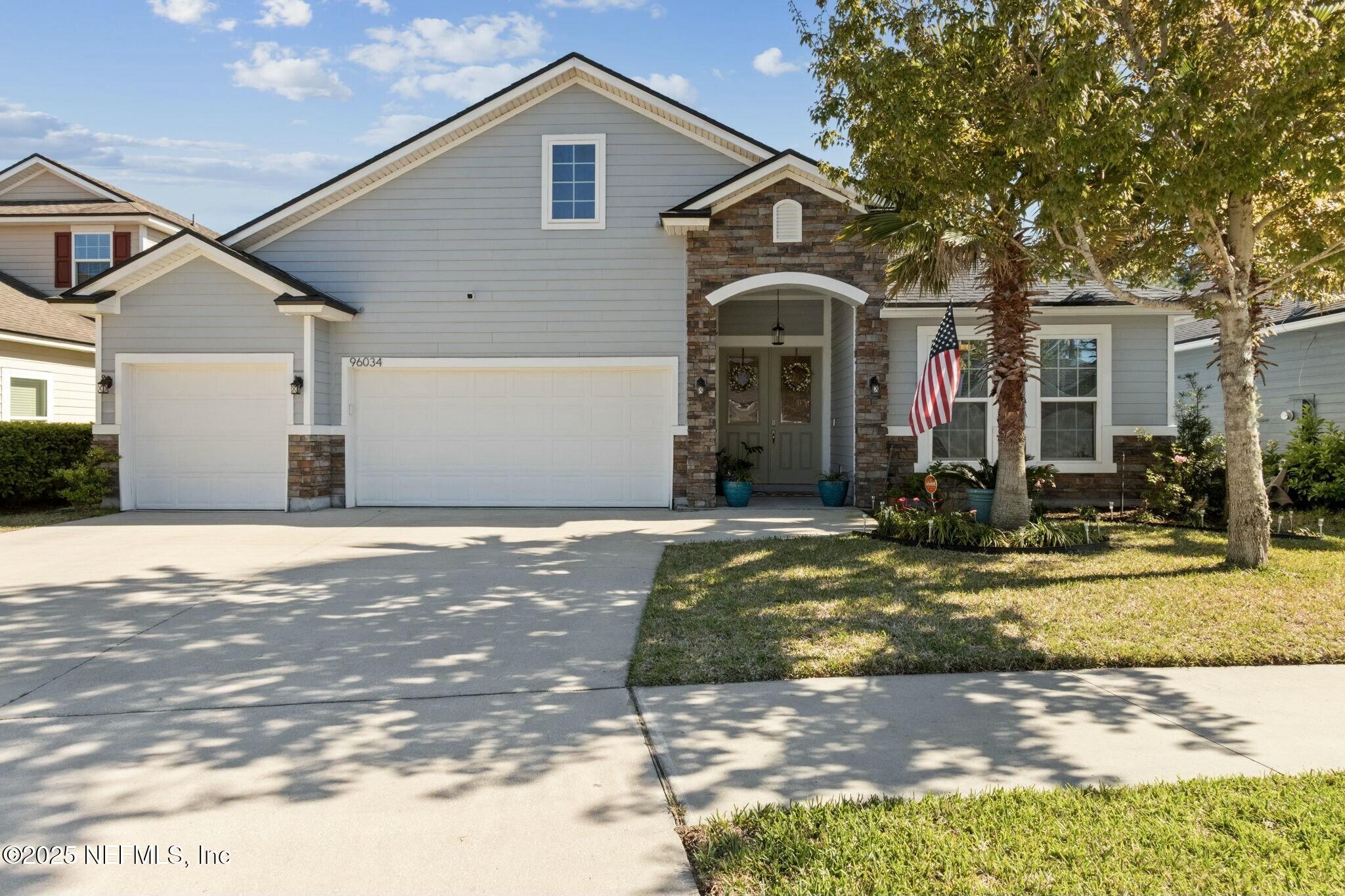 96034 Breezeway Court Property Photo 1