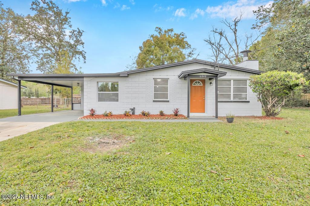 6848 La Paz Court Property Photo 1